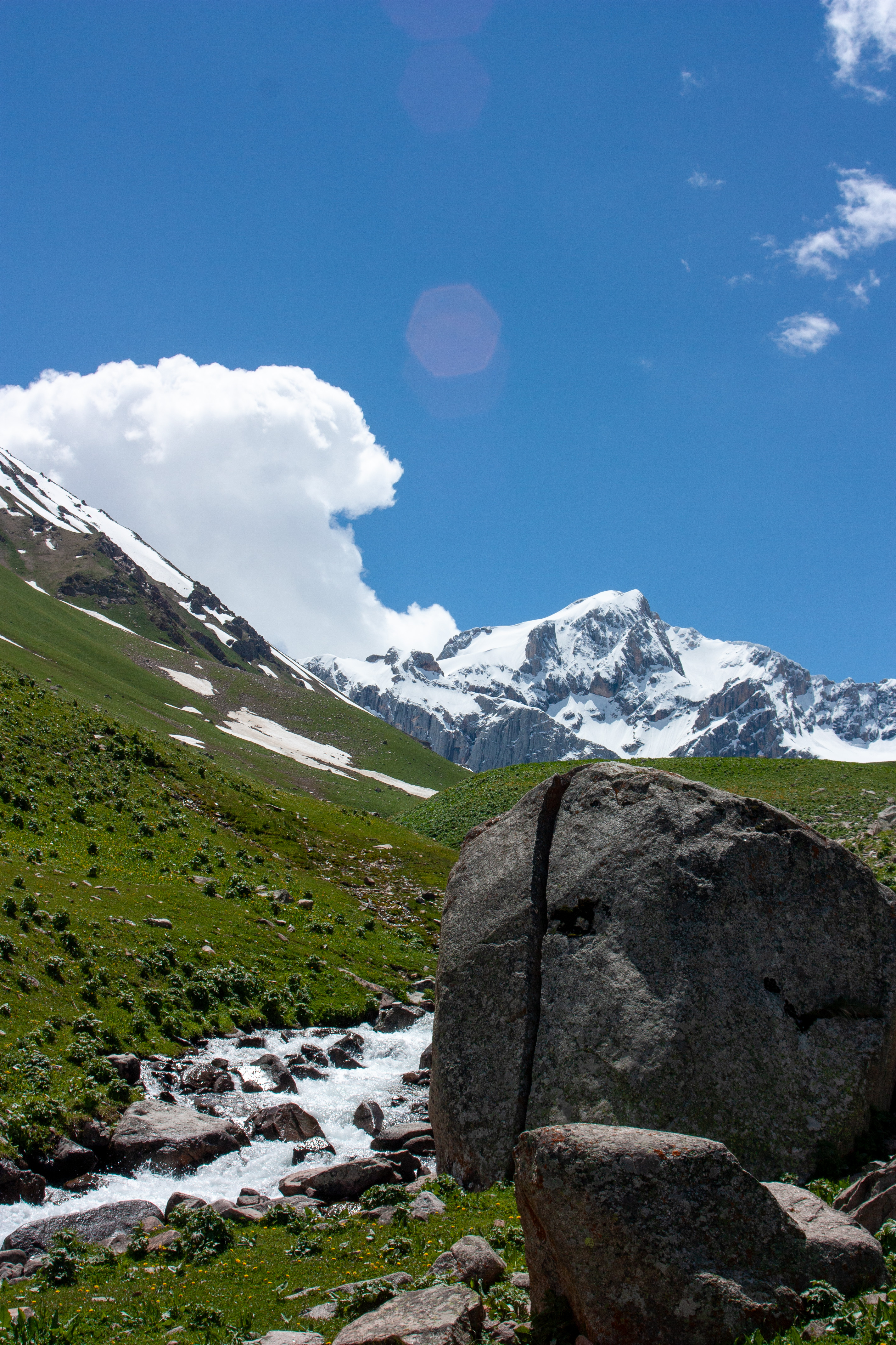 hory kolem čičkanské soutěsky