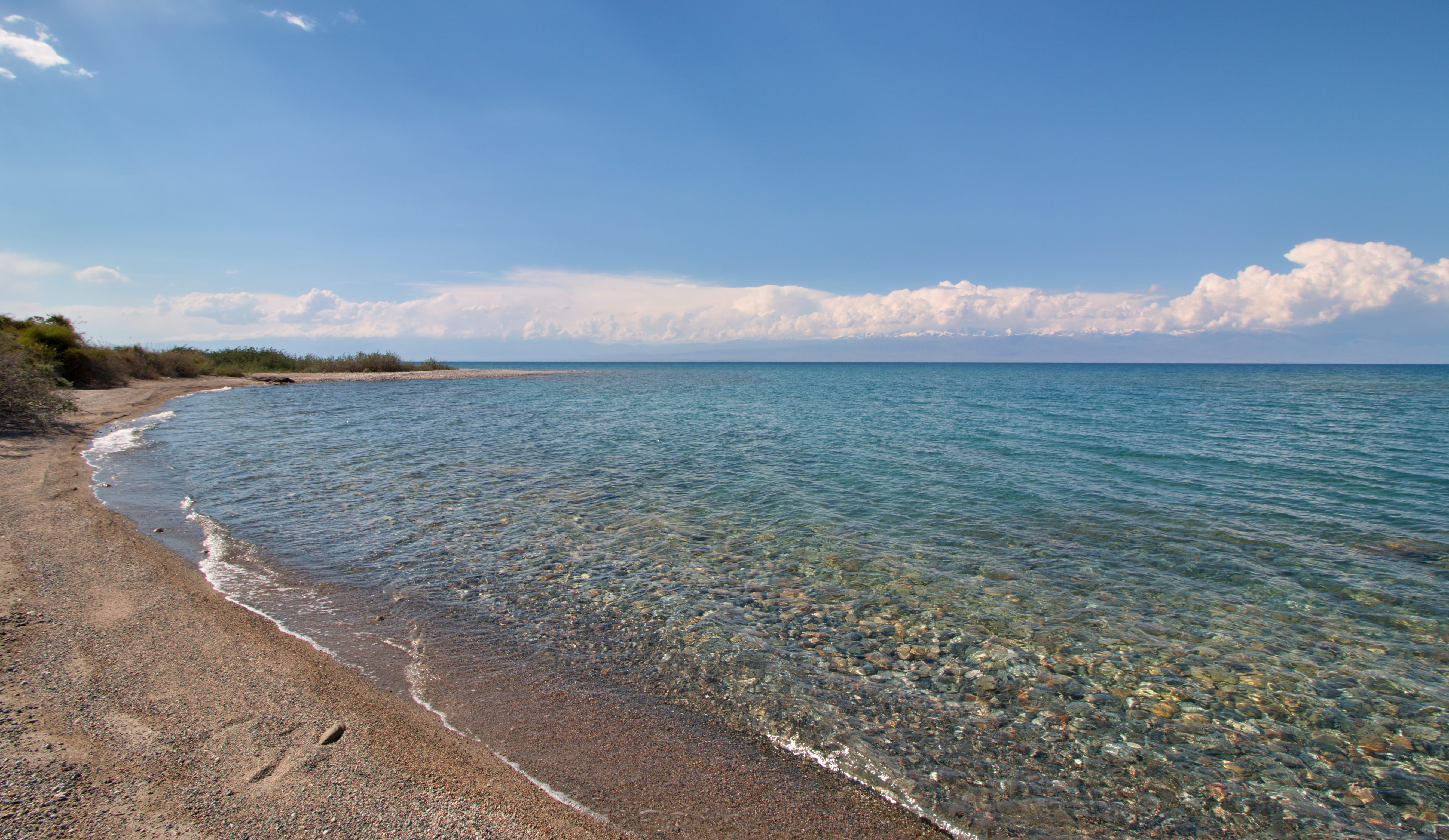 jezero Issyk Kul